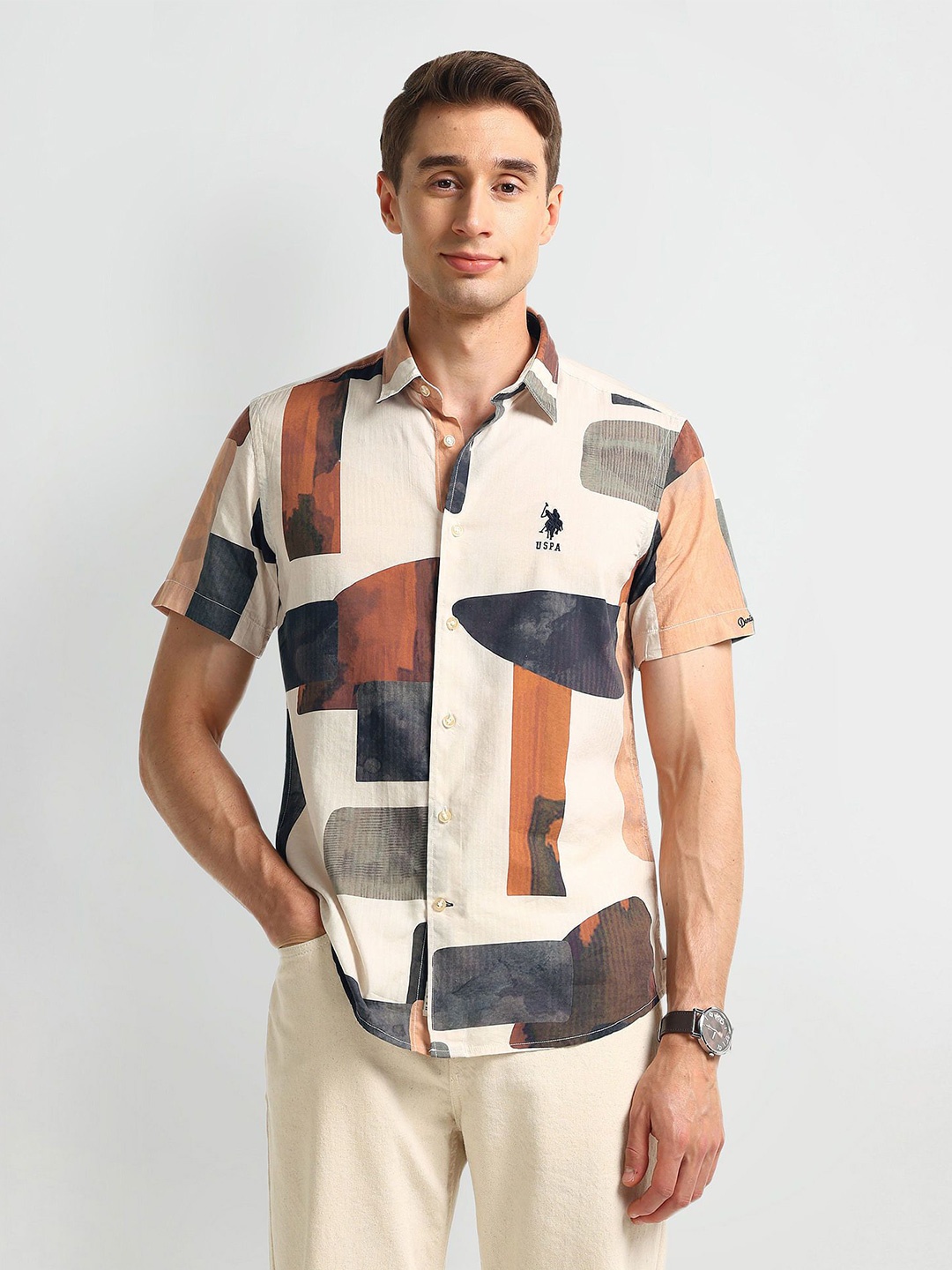 U.S. Polo Assn. Denim Co. Men Spread Collar Abstract Printed Cotton Slim Fit Casual Shirt, White
U.S. Polo Assn. Denim Co. Men Spread Collar Abstract Printed Cotton Slim Fit Casual Shirt, White