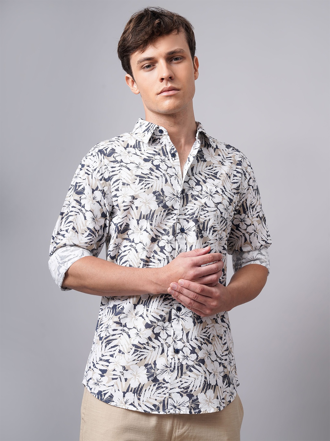 British Club Men Standard Spread Collar Floral Printed Cotton Slim Fit Casual Shirt, Beige
British Club Men Standard Spread Collar Floral Printed Cotton Slim Fit Casual Shirt, Beige