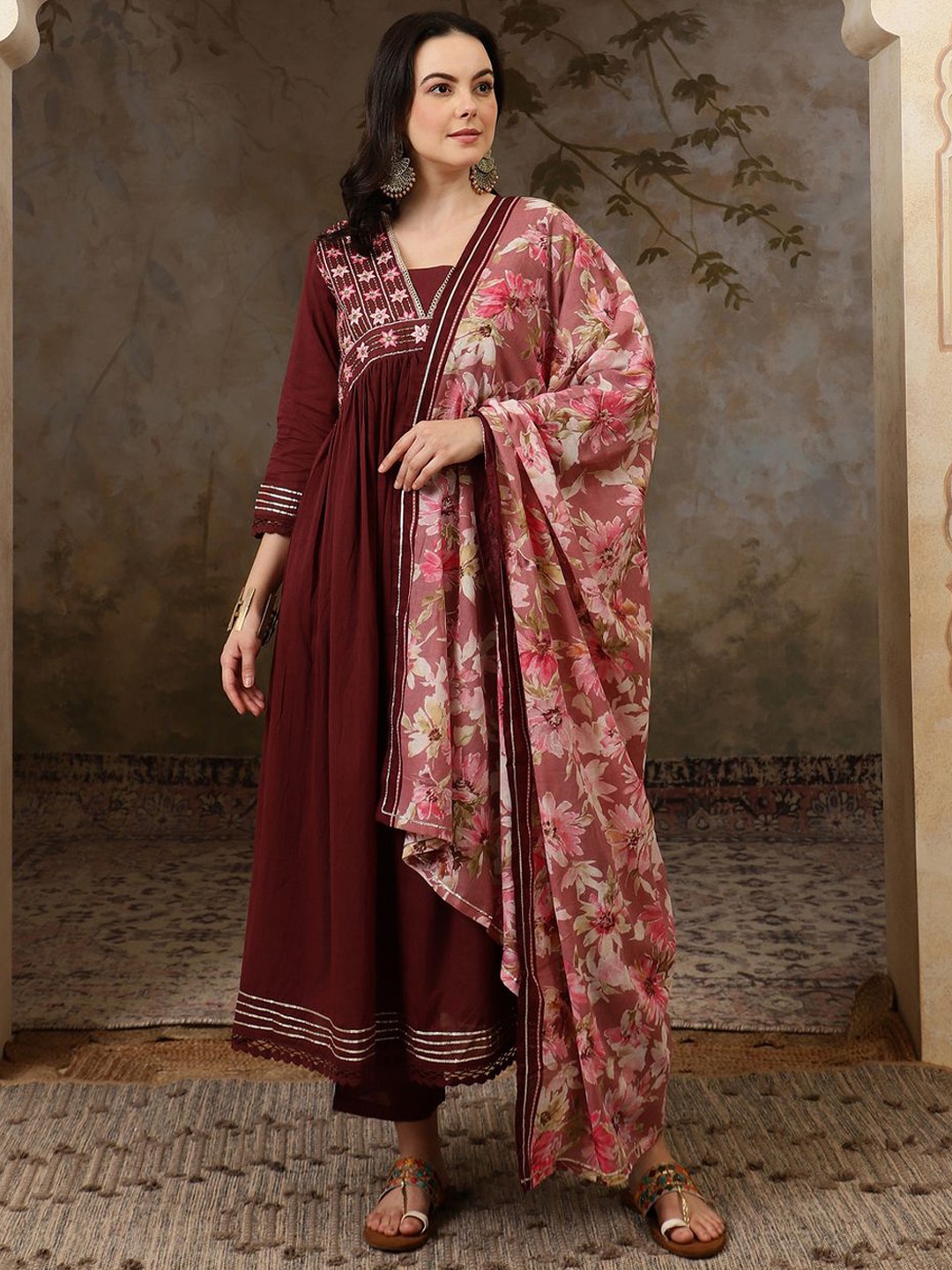 Sangria Rust Floral Embroidered Empire Pure Cotton Anarkali Kurta With Trousers & Dupatta
Sangria Rust Floral Embroidered Empire Pure Cotton Anarkali Kurta With Trousers & Dupatta