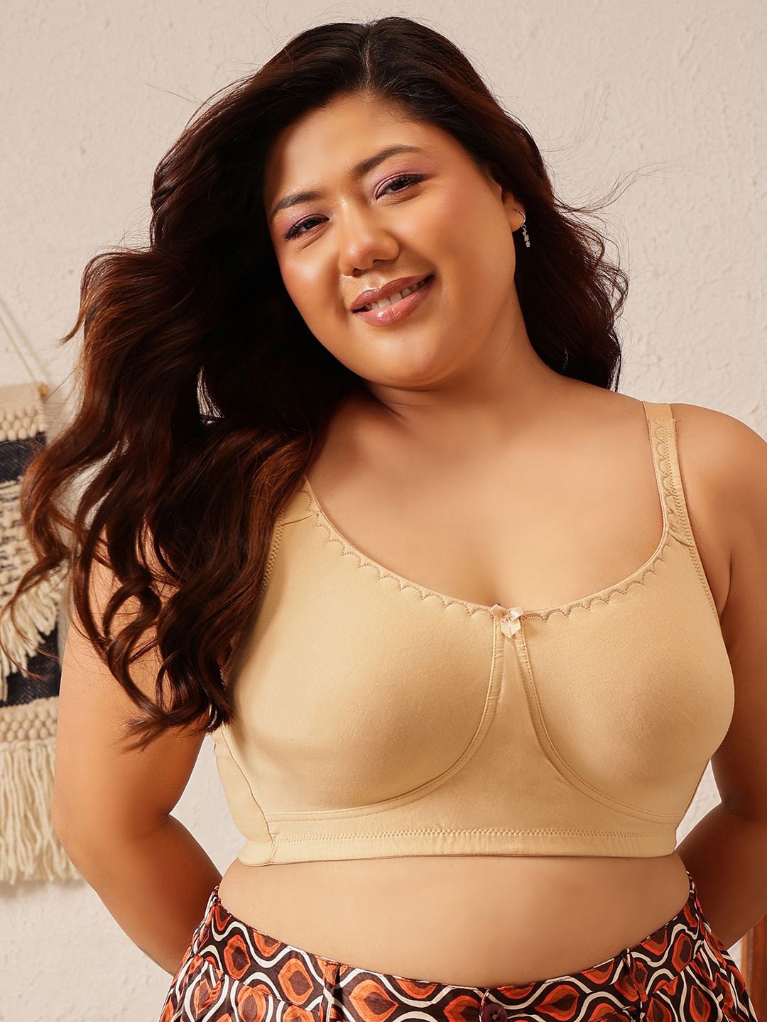 Clovia women Solid Non-Padded Non-Wired Full-Coverage Cotton Everyday Bra - BR5005T2432B, Beige
Clovia women Solid Non-Padded Non-Wired Full-Coverage Cotton Everyday Bra - BR5005T2432B, Beige