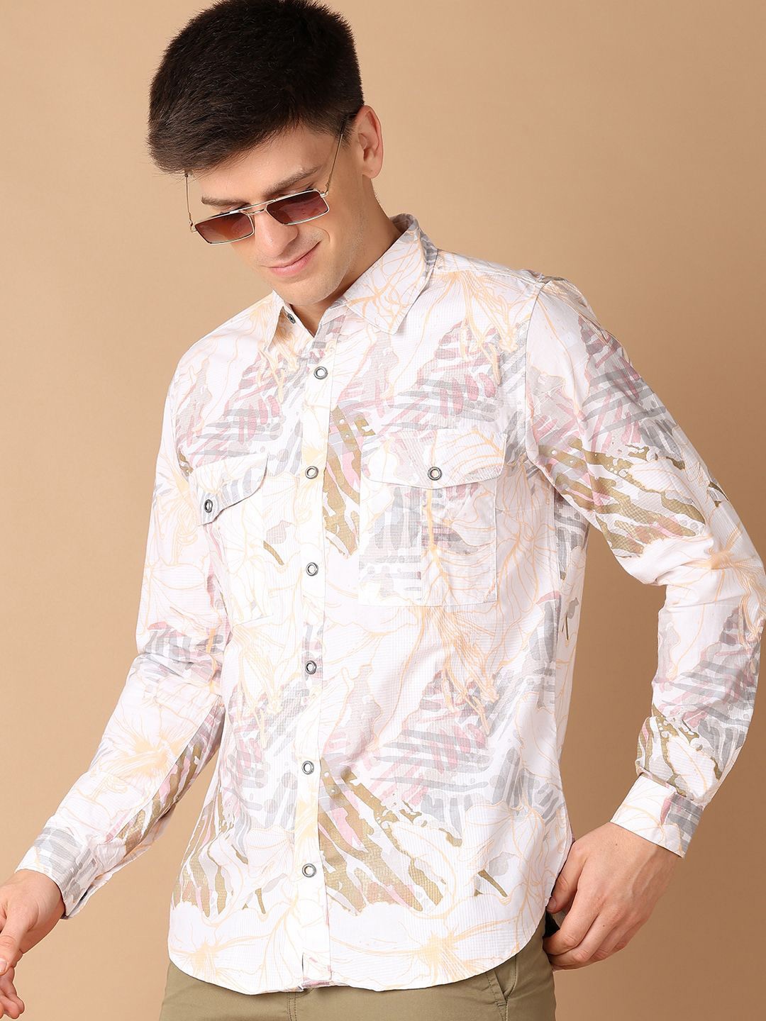 V-Mart Men Classic Spread Collar Abstract Checked Cotton Slim Fit Casual Shirt, Orange
V-Mart Men Classic Spread Collar Abstract Checked Cotton Slim Fit Casual Shirt, Orange