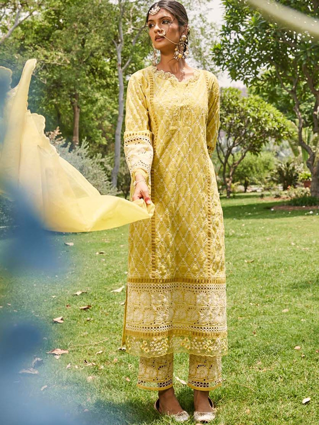 HEEPOSH Floral Embroidered Pure Cotton Straight Kurta with Trousers & Dupatta, Yellow
HEEPOSH Floral Embroidered Pure Cotton Straight Kurta with Trousers & Dupatta, Yellow