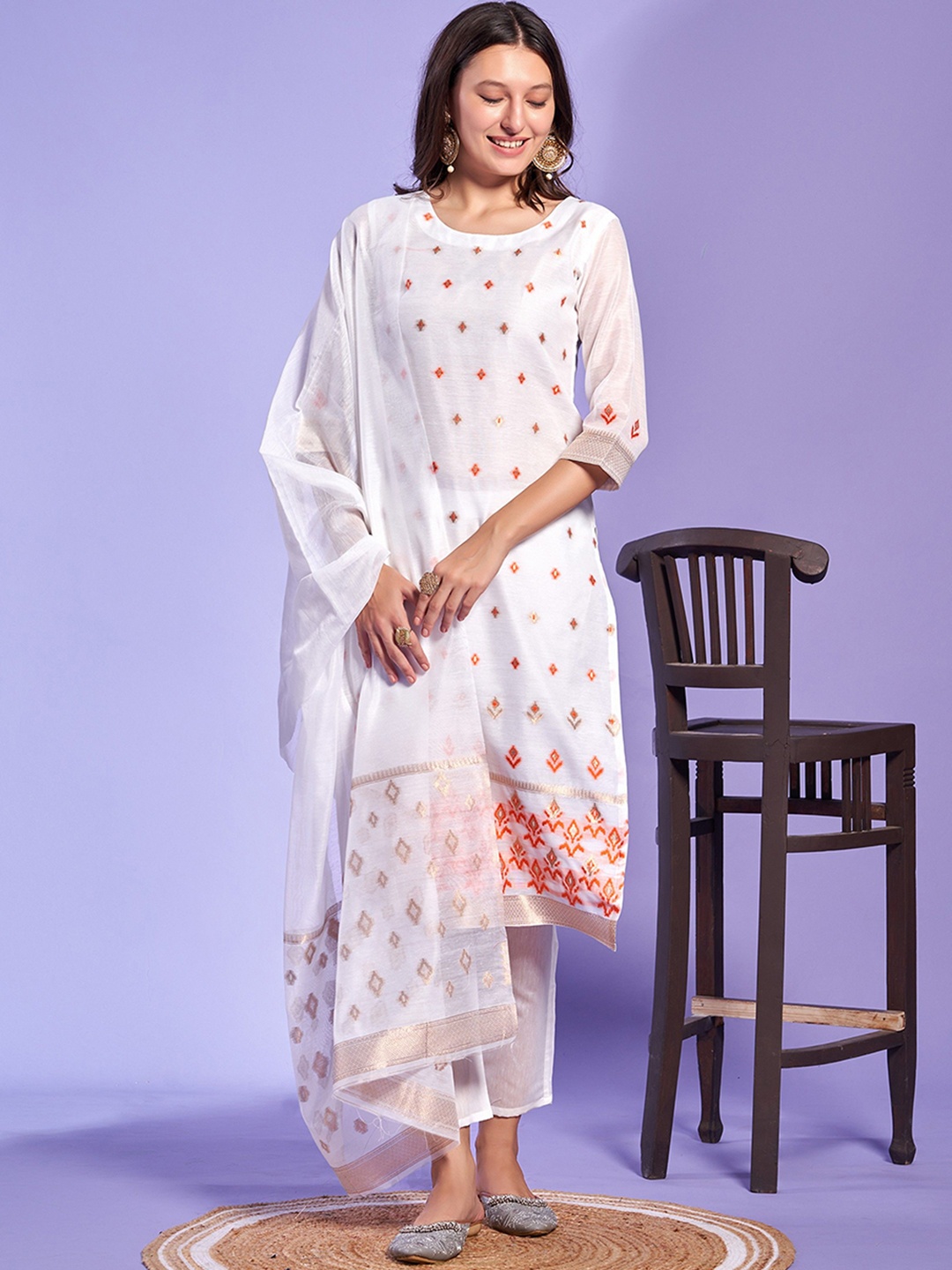 KALINI Ethnic Motifs Woven Design Zari Work Jacquard Kurta With Trousers & Dupatta, White
KALINI Ethnic Motifs Woven Design Zari Work Jacquard Kurta With Trousers & Dupatta, White