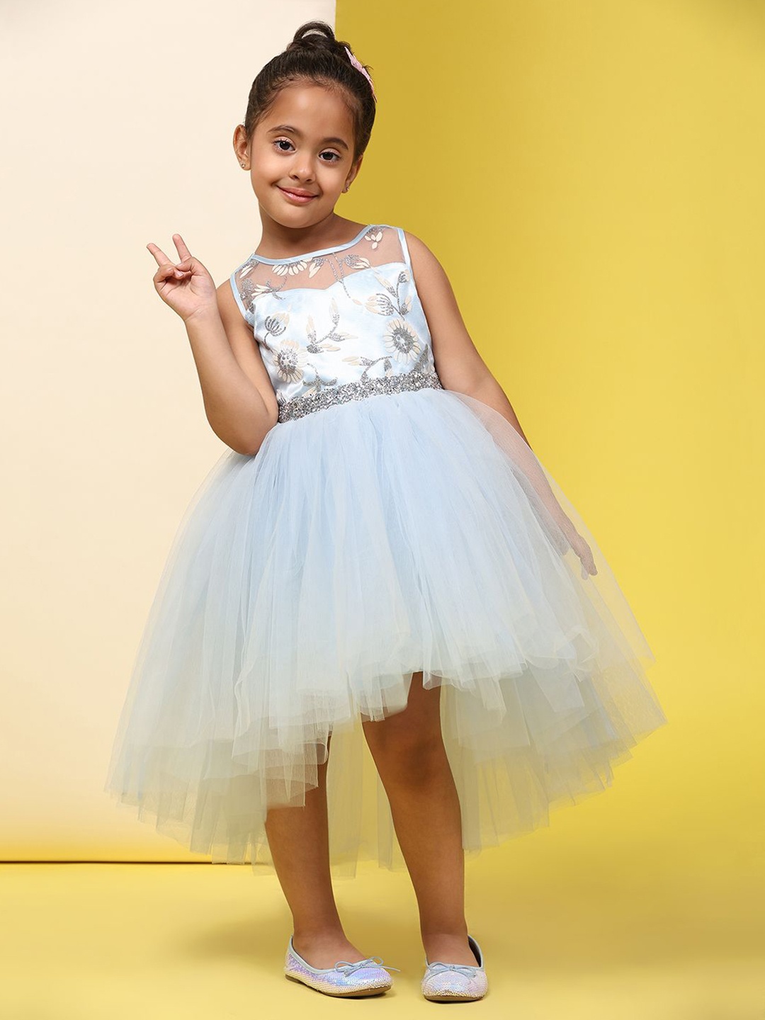 Toy Balloon kids Girls Floral Embellished Embroidered Net Fit & Flare Party wear Dress, Blue
Toy Balloon kids Girls Floral Embellished Embroidered Net Fit & Flare Party wear Dress, Blue