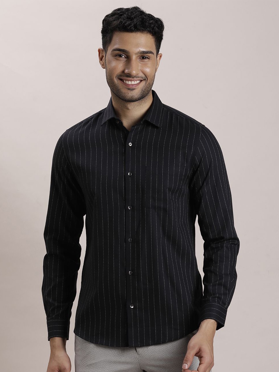 Turtle Men Classic Spread Collar Vertical Striped Cotton Slim Fit Formal Shirt, Black
Turtle Men Classic Spread Collar Vertical Striped Cotton Slim Fit Formal Shirt, Black