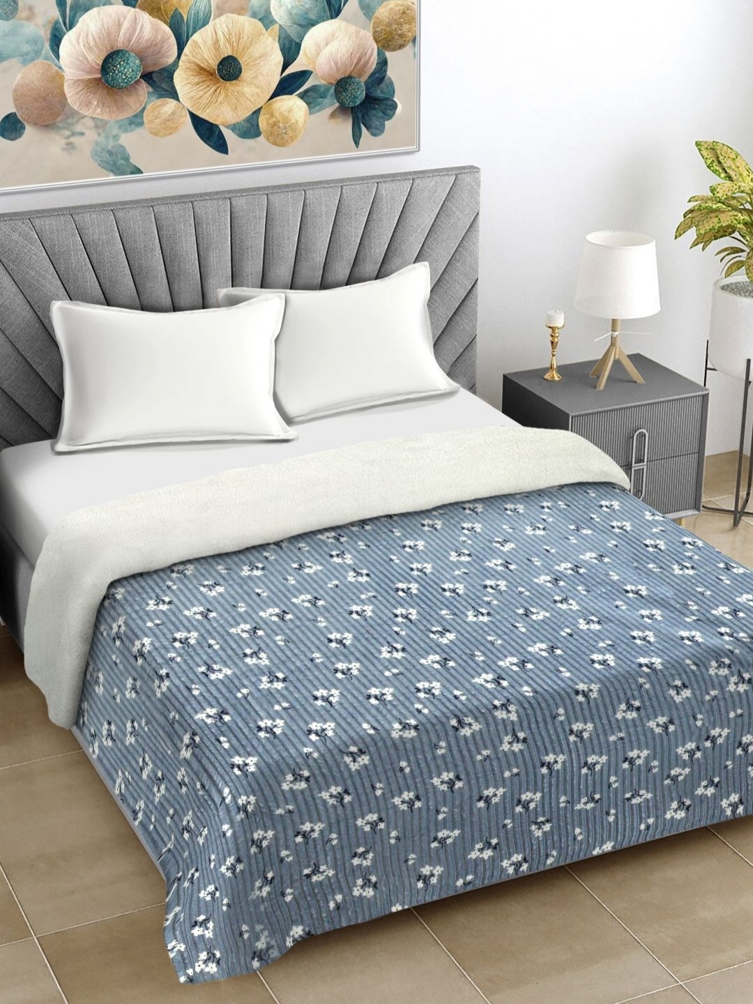 FABINALIV Blue & White Floral Printed Woollen Mild Winter 400 GSM Double Bed Comforter
FABINALIV Blue & White Floral Printed Woollen Mild Winter 400 GSM Double Bed Comforter