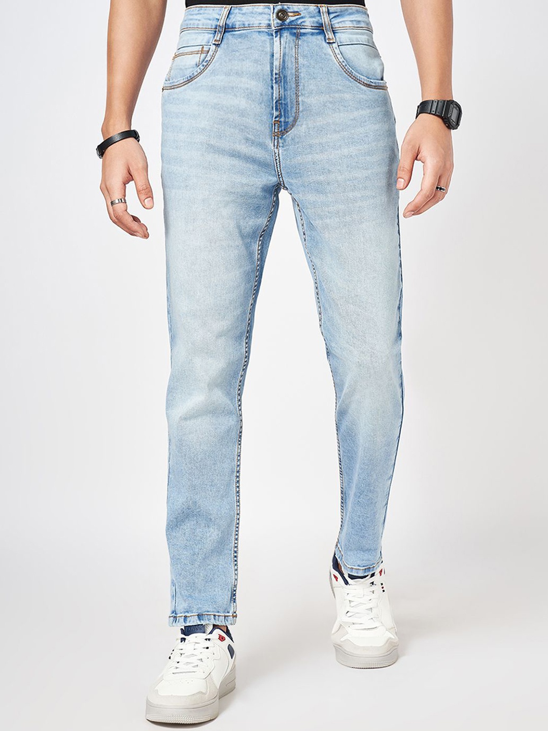 SF JEANS by Pantaloons Men Slim Fit Mildly Distressed Heavy Fade Cotton Jeans, Blue
SF JEANS by Pantaloons Men Slim Fit Mildly Distressed Heavy Fade Cotton Jeans, Blue