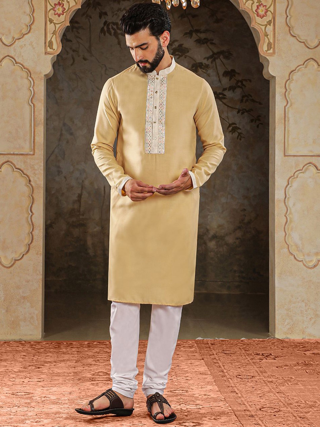 HOUSE OF DEYANN Ethnic Motifs Embroidered Jacquard Straight Kurta with Churidar, Cream
HOUSE OF DEYANN Ethnic Motifs Embroidered Jacquard Straight Kurta with Churidar, Cream