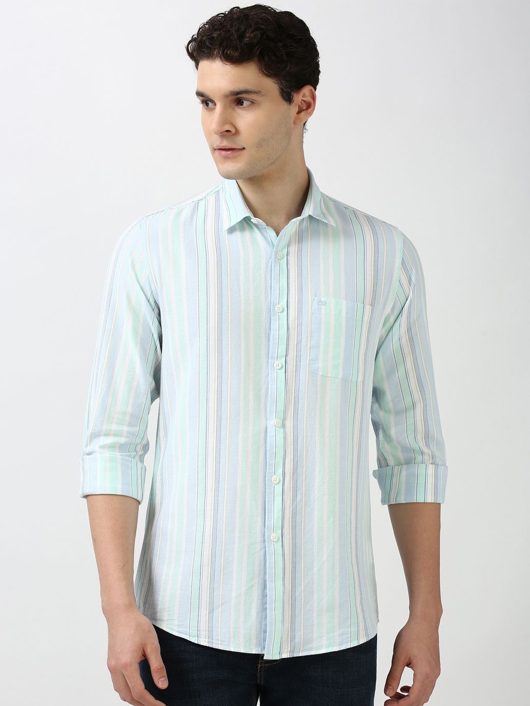 Peter England Casuals Men Spread Collar Vertical Striped Cotton Slim Fit Casual Shirt, Green
Peter England Casuals Men Spread Collar Vertical Striped Cotton Slim Fit Casual Shirt, Green