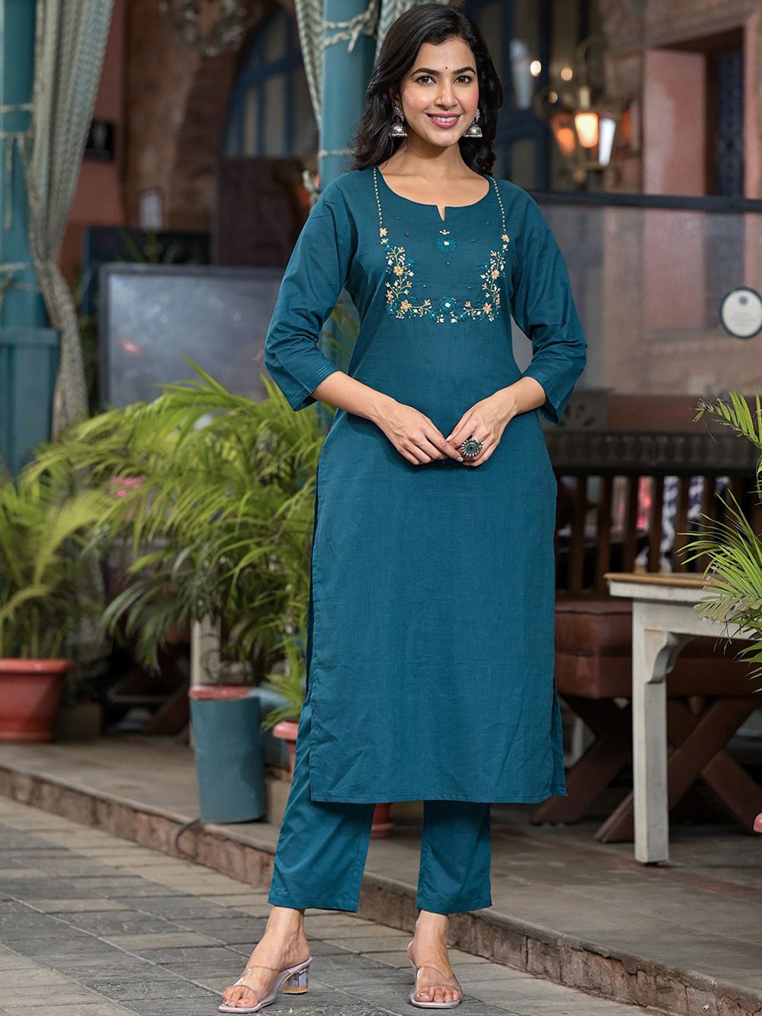 Benaaz Floral Yoke Design Straight Thread Work Pure Cotton Kurta with Trousers, Teal
Benaaz Floral Yoke Design Straight Thread Work Pure Cotton Kurta with Trousers, Teal