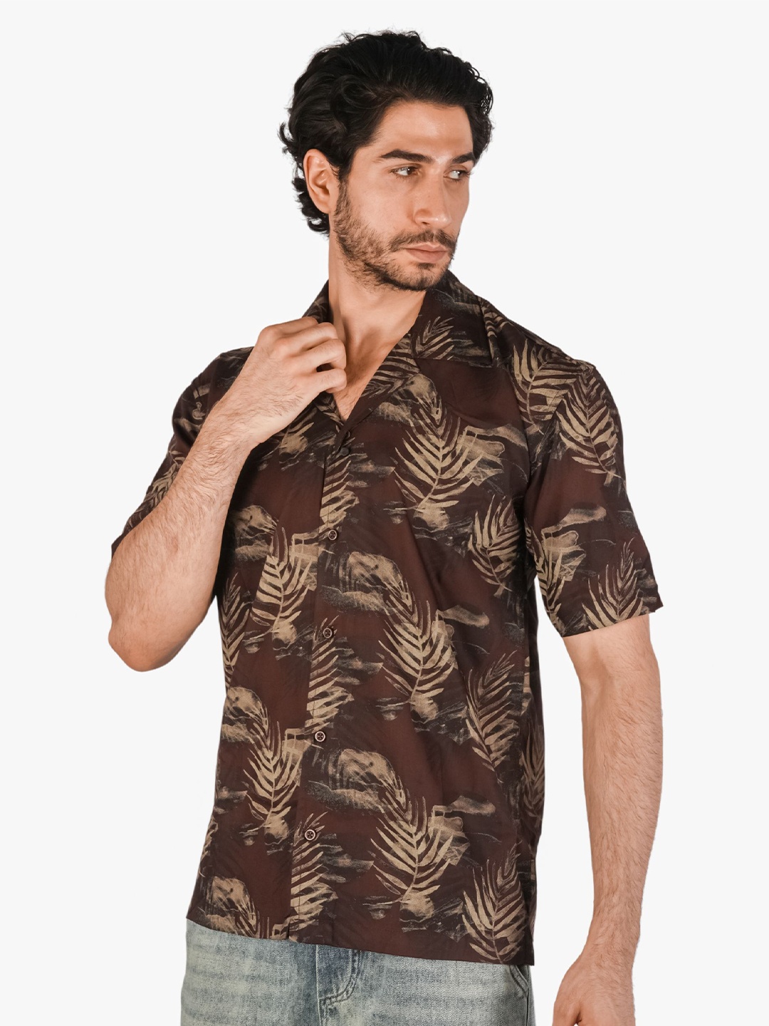 BOTABOCHI Men Classic Cuban Collar Floral Printed Cotton Relaxed Fit Casual Shirt, Brown
BOTABOCHI Men Classic Cuban Collar Floral Printed Cotton Relaxed Fit Casual Shirt, Brown
