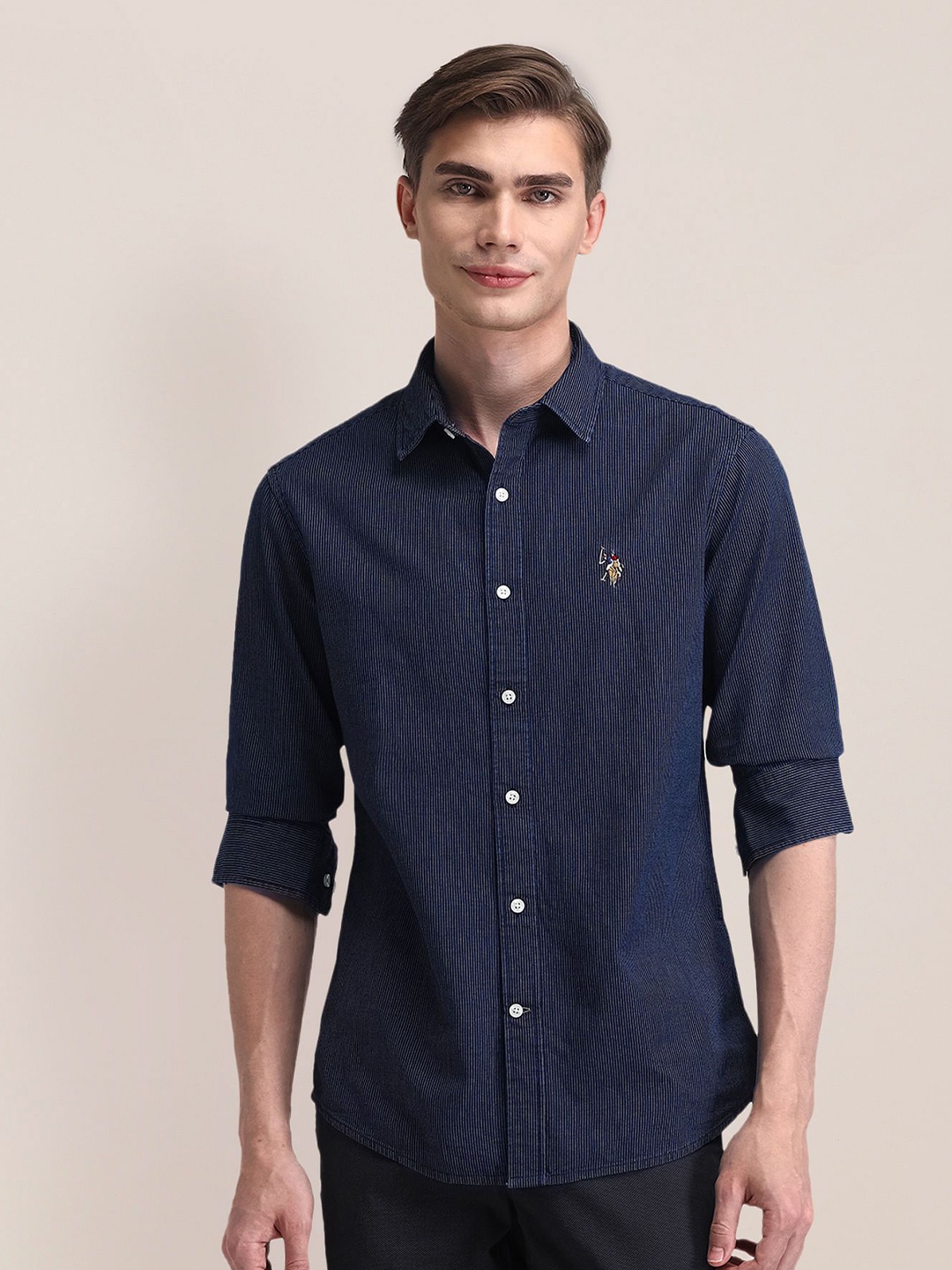 U.S. Polo Assn. Men Classic Spread Collar Vertical Striped Cotton Casual Shirt, Blue
U.S. Polo Assn. Men Classic Spread Collar Vertical Striped Cotton Casual Shirt, Blue