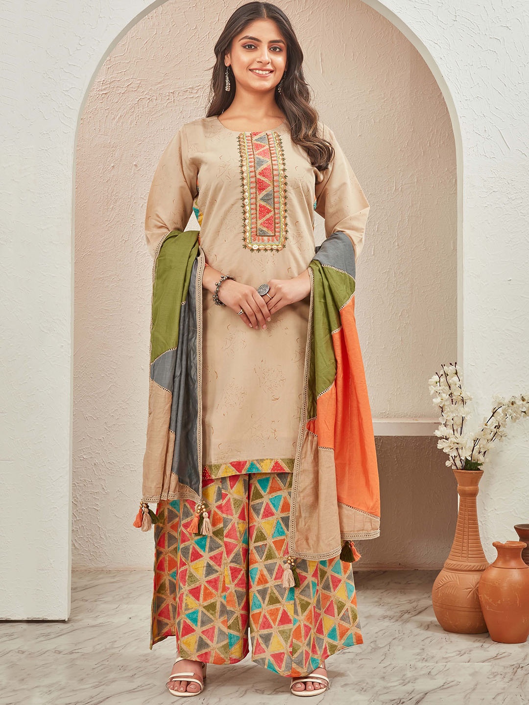 TWINS LADY Ethnic Motifs Embroidered Straight Kurta with Palazzos & With Dupatta, Cream
TWINS LADY Ethnic Motifs Embroidered Straight Kurta with Palazzos & With Dupatta, Cream