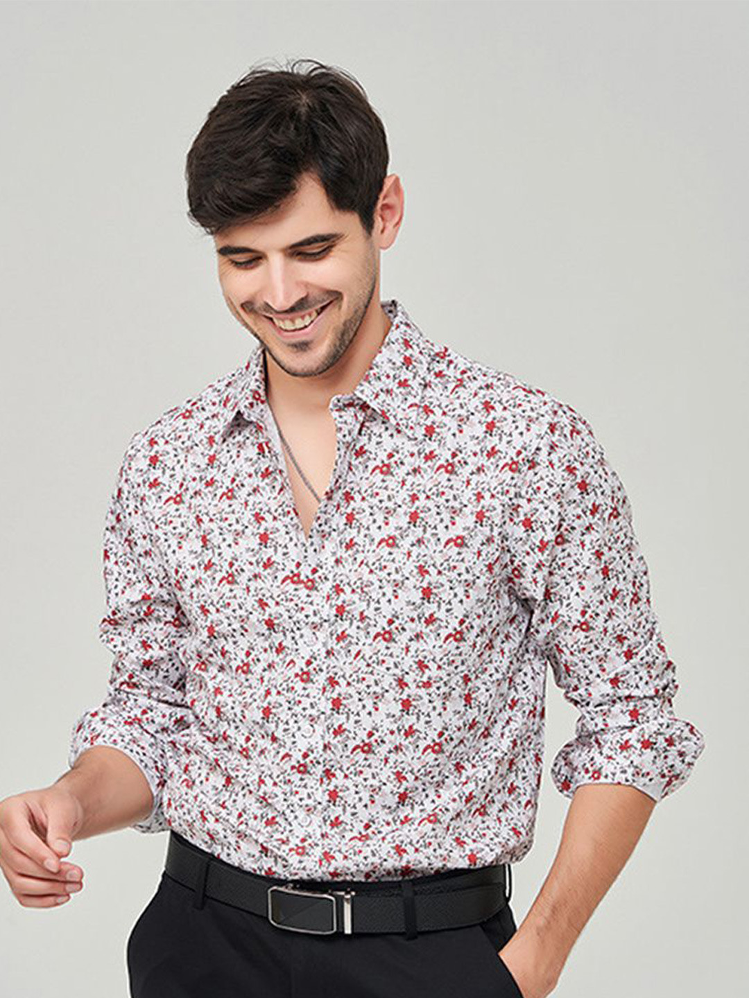 StyleCast x Revolte Men Cutaway Collar Floral Printed Casual Shirt, White
StyleCast x Revolte Men Cutaway Collar Floral Printed Casual Shirt, White