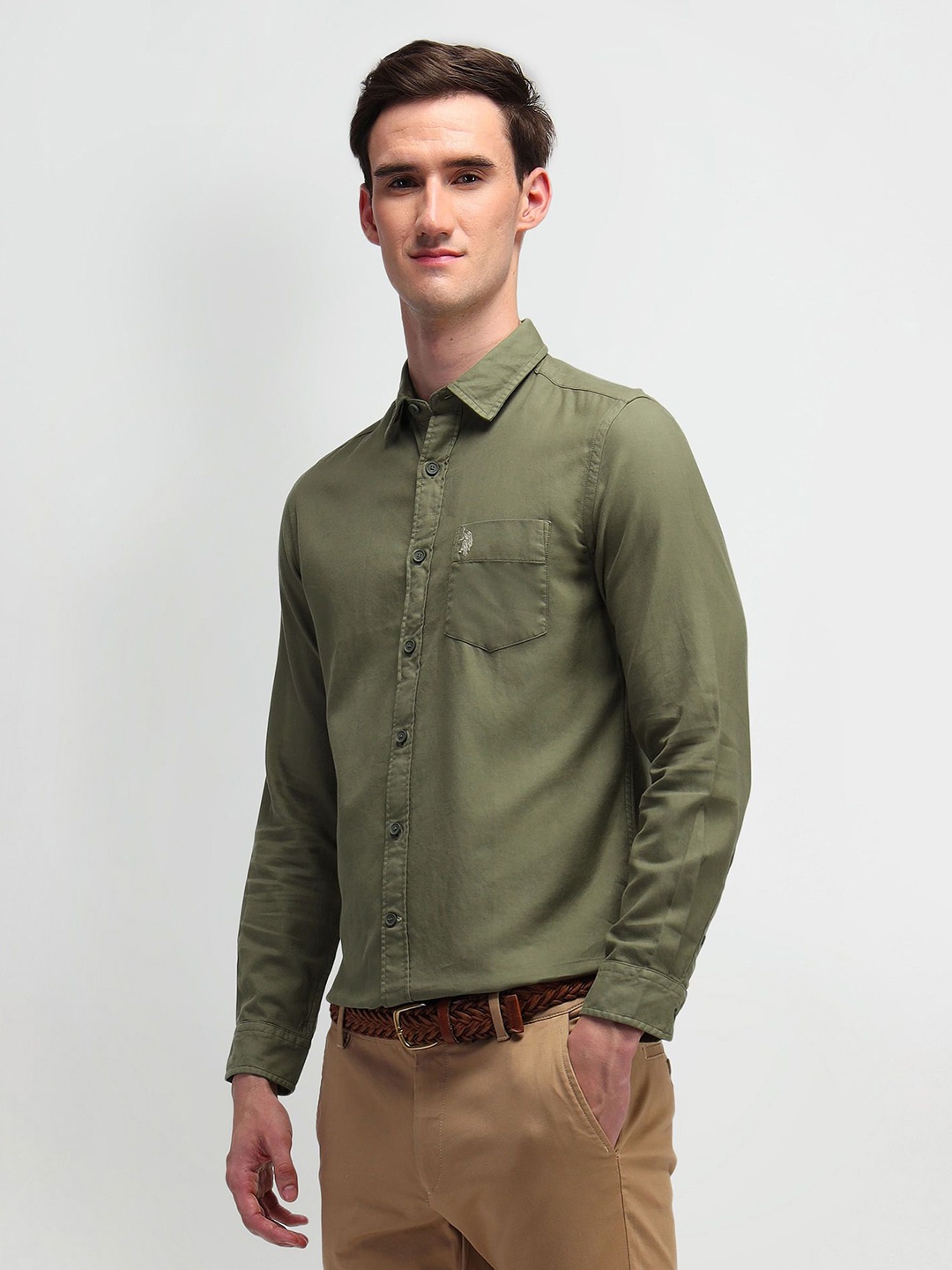U.S. Polo Assn. Denim Co. Men Comfort Spread Collar Solid Cotton Slim Fit Casual Shirt, Green
U.S. Polo Assn. Denim Co. Men Comfort Spread Collar Solid Cotton Slim Fit Casual Shirt, Green