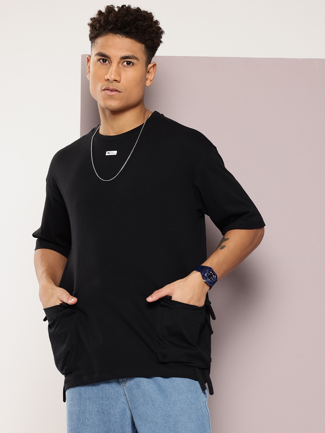 Kook N Keech Drop-Shoulder Sleeves Pocket Detailed Pure Cotton Oversized T-shirt, Black
Kook N Keech Drop-Shoulder Sleeves Pocket Detailed Pure Cotton Oversized T-shirt, Black