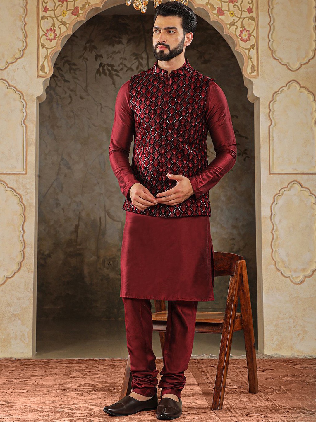 HOUSE OF DEYANN Mandarin Collar Velvet Straight Kurta with Churidar & Nehru Jacket, Maroon
HOUSE OF DEYANN Mandarin Collar Velvet Straight Kurta with Churidar & Nehru Jacket, Maroon