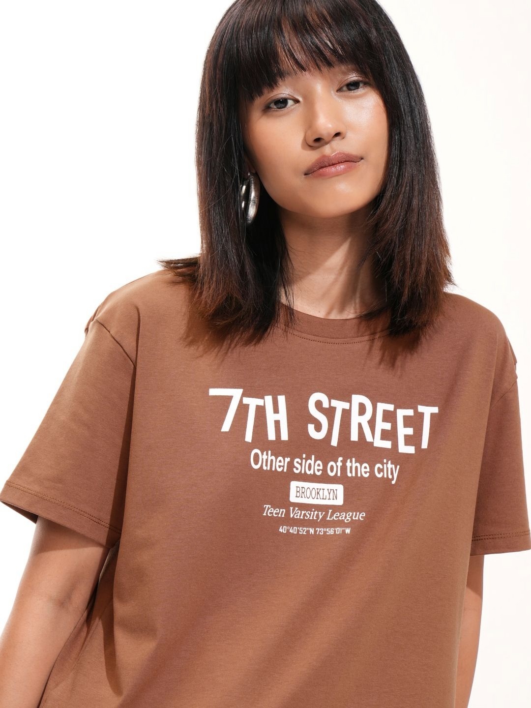 Tokyo Talkies Women Typography Printed Drop-Shoulder Sleeves Slim Fit T-shirt, Brown
Tokyo Talkies Women Typography Printed Drop-Shoulder Sleeves Slim Fit T-shirt, Brown