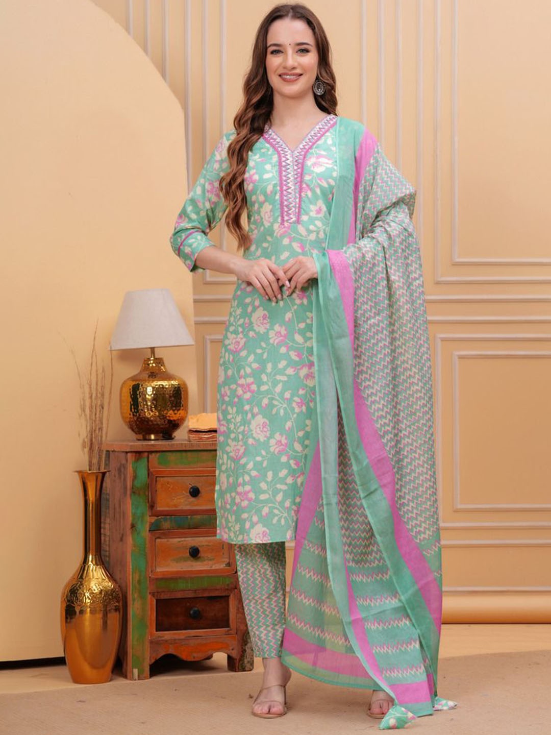 JVSP FASHION Women Floral Printed Regular Pure Cotton Kurta with Trousers & With Dupatta, Green
JVSP FASHION Women Floral Printed Regular Pure Cotton Kurta with Trousers & With Dupatta, Green