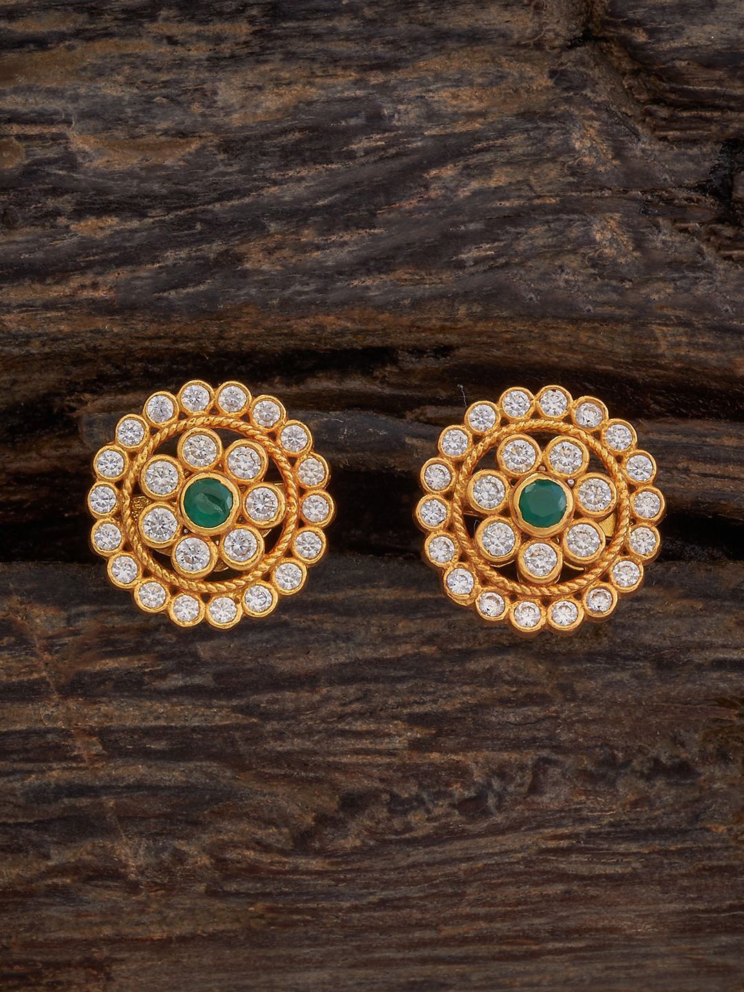 Kushal's Fashion Jewellery 92.5 Pure Silver Gold-Plated Stone Studded Oval Studs Earrings
Kushal's Fashion Jewellery 92.5 Pure Silver Gold-Plated Stone Studded Oval Studs Earrings