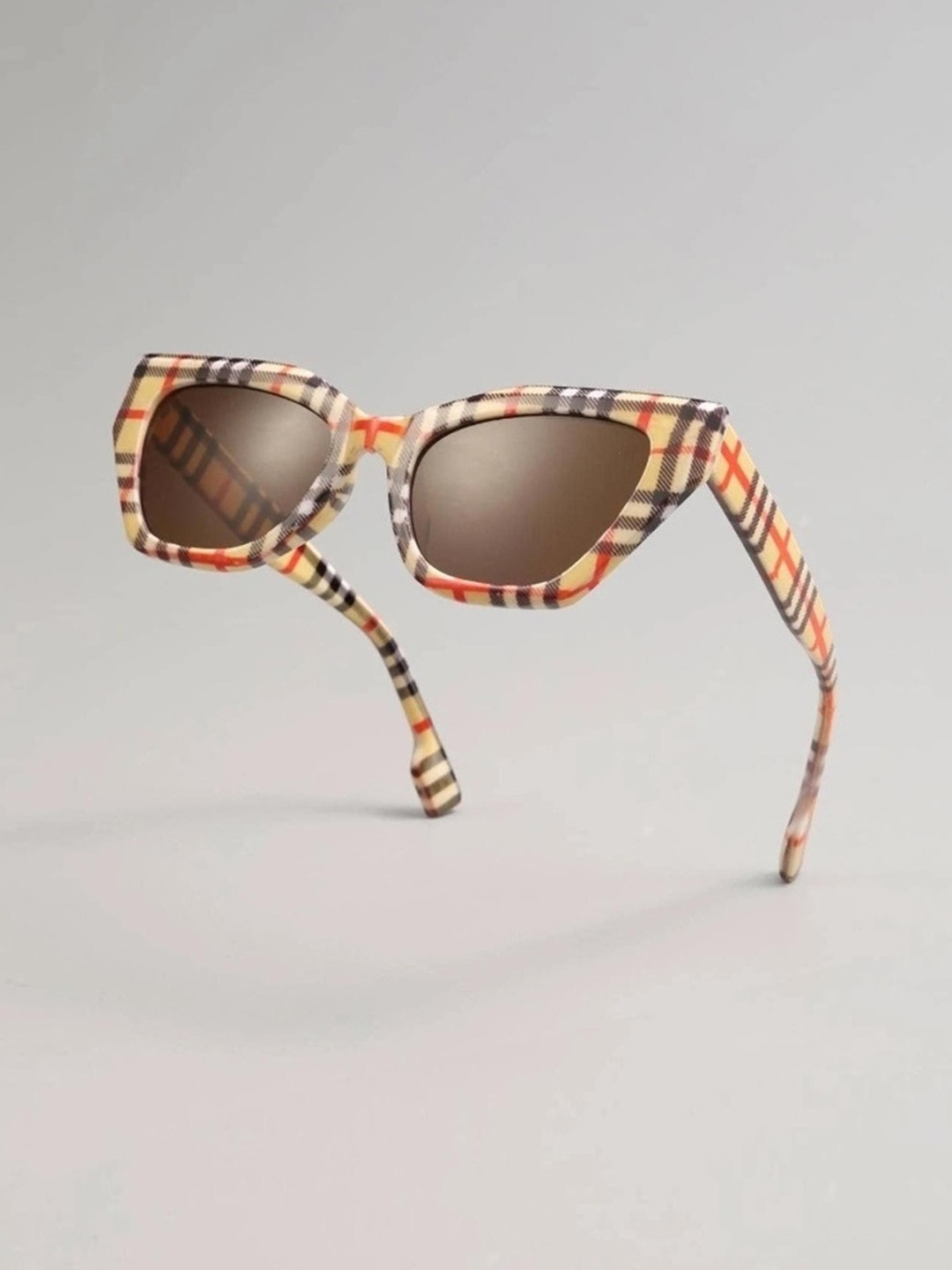 DressBerry Women Cateye Sunglasses with UV Protected Lens ES_60077-87-DB-2218-BRW-MLC-CEBF, Brown
DressBerry Women Cateye Sunglasses with UV Protected Lens ES_60077-87-DB-2218-BRW-MLC-CEBF, Brown