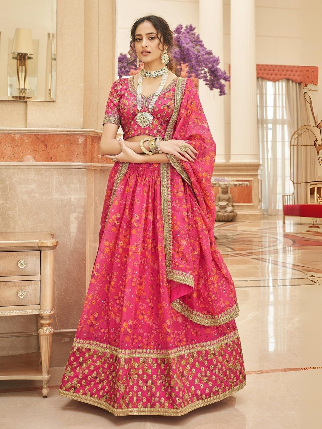 ODETTE Floral Embroidered Sequinned Semi-Stitched Lehenga & Blouse With Dupatta, Pink
ODETTE Floral Embroidered Sequinned Semi-Stitched Lehenga & Blouse With Dupatta, Pink