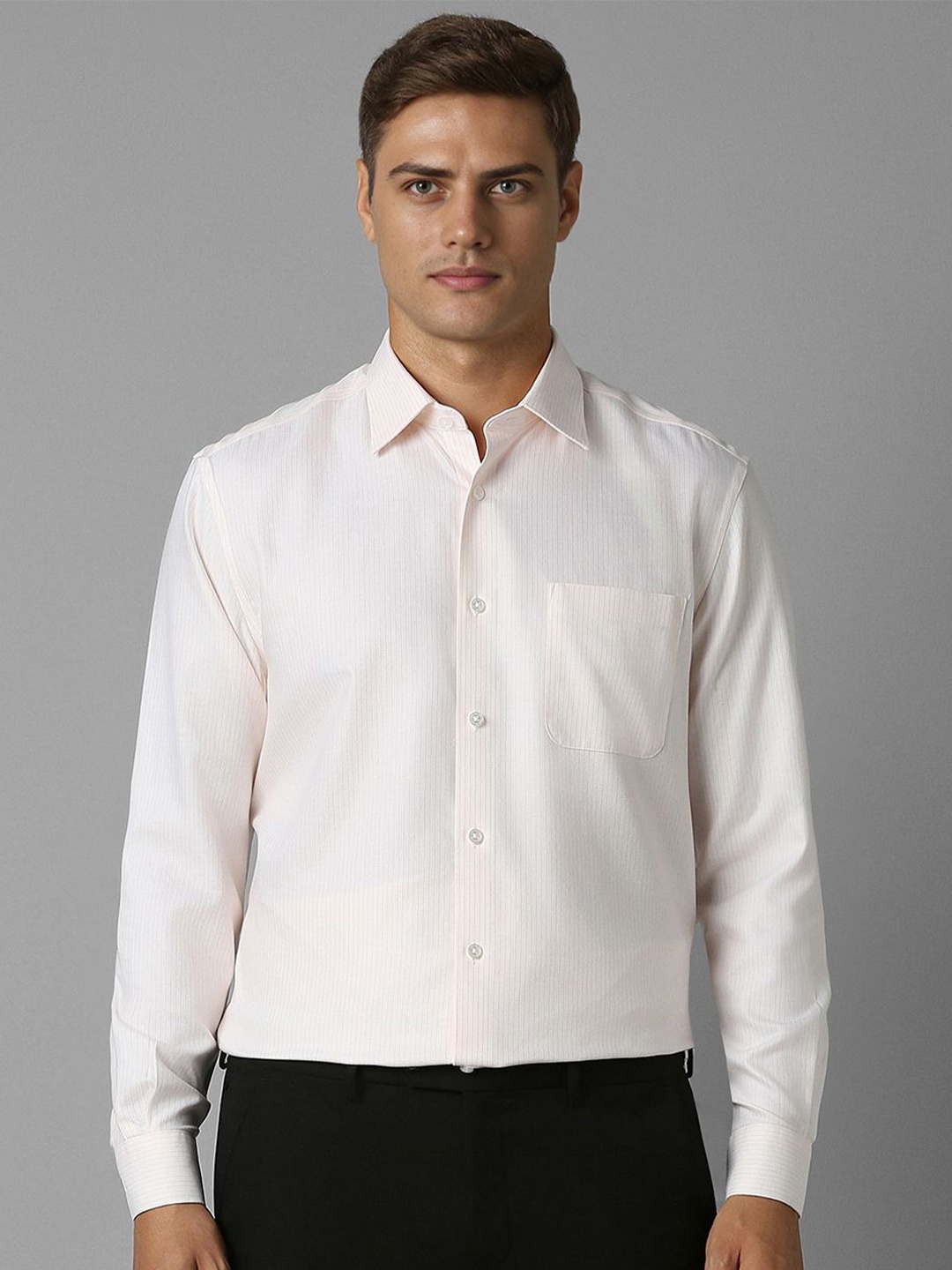 Louis Philippe Men Classic Cutaway Collar Vertical Striped Cotton Formal Shirt, Beige
Louis Philippe Men Classic Cutaway Collar Vertical Striped Cotton Formal Shirt, Beige