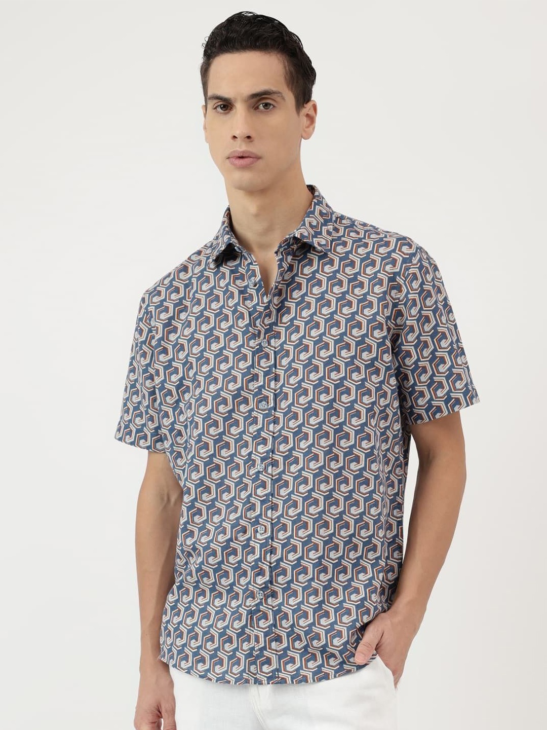 Marks & Spencer Men Spread Collar Abstract Printed Linen Blend Relaxed Fit Casual Shirt, Grey
Marks & Spencer Men Spread Collar Abstract Printed Linen Blend Relaxed Fit Casual Shirt, Grey