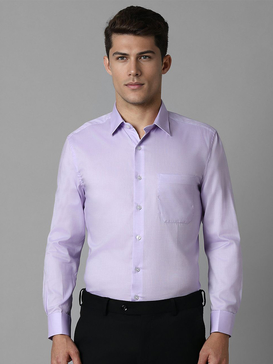 Louis Philippe Men Cutaway Collar Solid Cotton Slim Fit Formal Shirt, Purple
Louis Philippe Men Cutaway Collar Solid Cotton Slim Fit Formal Shirt, Purple