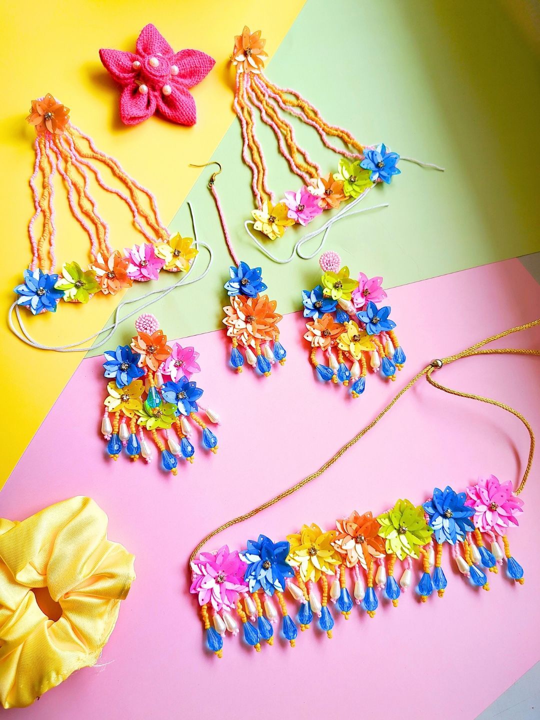 Sangria Gold-Plated Stone Studded & Beaded Tasselled Bridal Floral Jewellery Set, Blue
Sangria Gold-Plated Stone Studded & Beaded Tasselled Bridal Floral Jewellery Set, Blue