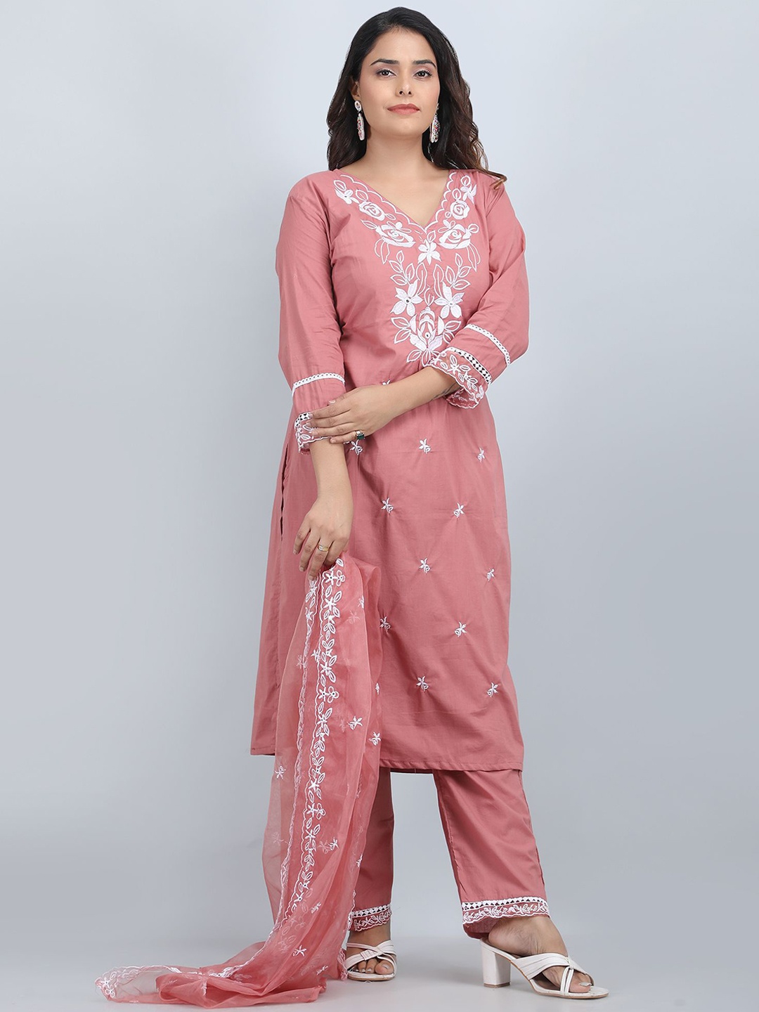 SHIFORY Women Floral Embroidered Regular Thread Work Pure Cotton Kurta with Trousers & With Dupatta, Brown
SHIFORY Women Floral Embroidered Regular Thread Work Pure Cotton Kurta with Trousers & With Dupatta, Brown