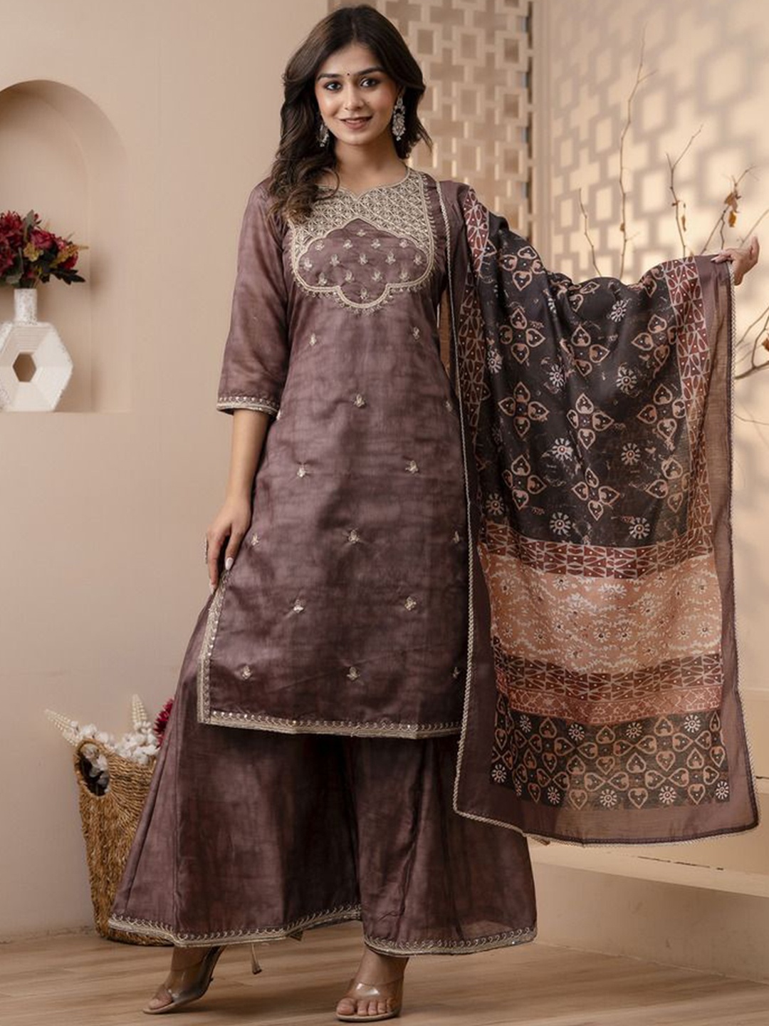 Chandbaali Embroidered Regular Chanderi Cotton Straight Kurta with Sharara & Dupatta, Camel brown
Chandbaali Embroidered Regular Chanderi Cotton Straight Kurta with Sharara & Dupatta, Camel brown