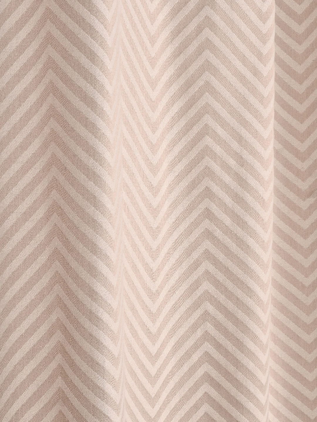 Saral Home Beige & Off White 2 Pieces Geometric Room Darkening Cotton Window Curtain
Saral Home Beige & Off White 2 Pieces Geometric Room Darkening Cotton Window Curtain