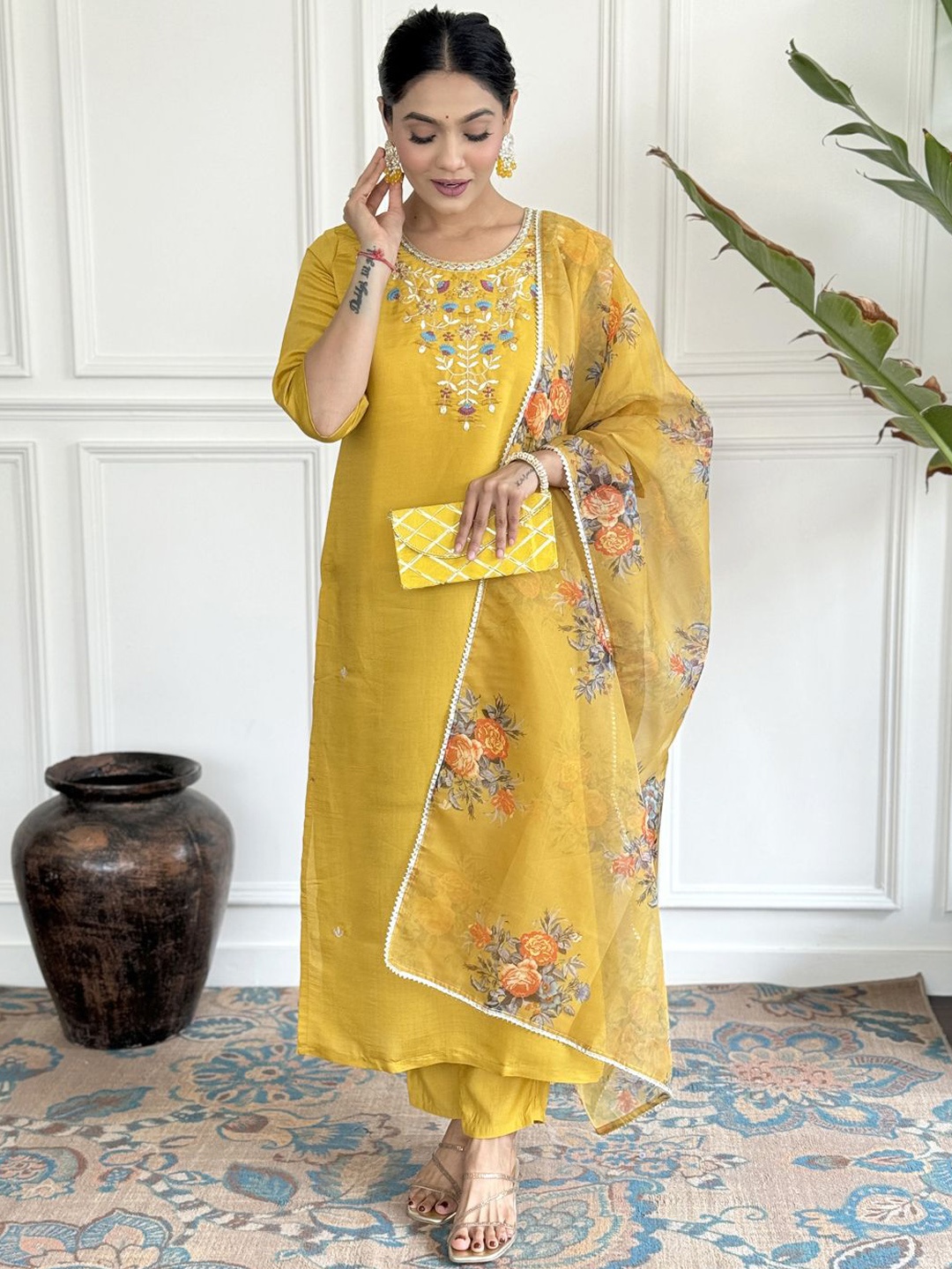 VredeVogel Floral Yoke Design Regular Thread Work Kurta With Trousers & Dupatta, Yellow
VredeVogel Floral Yoke Design Regular Thread Work Kurta With Trousers & Dupatta, Yellow