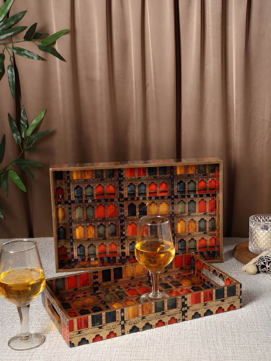 HomeShastra Jharokha Red & Brown 2 Pieces Printed Wooden Easy To Clean Serving Trays
HomeShastra Jharokha Red & Brown 2 Pieces Printed Wooden Easy To Clean Serving Trays