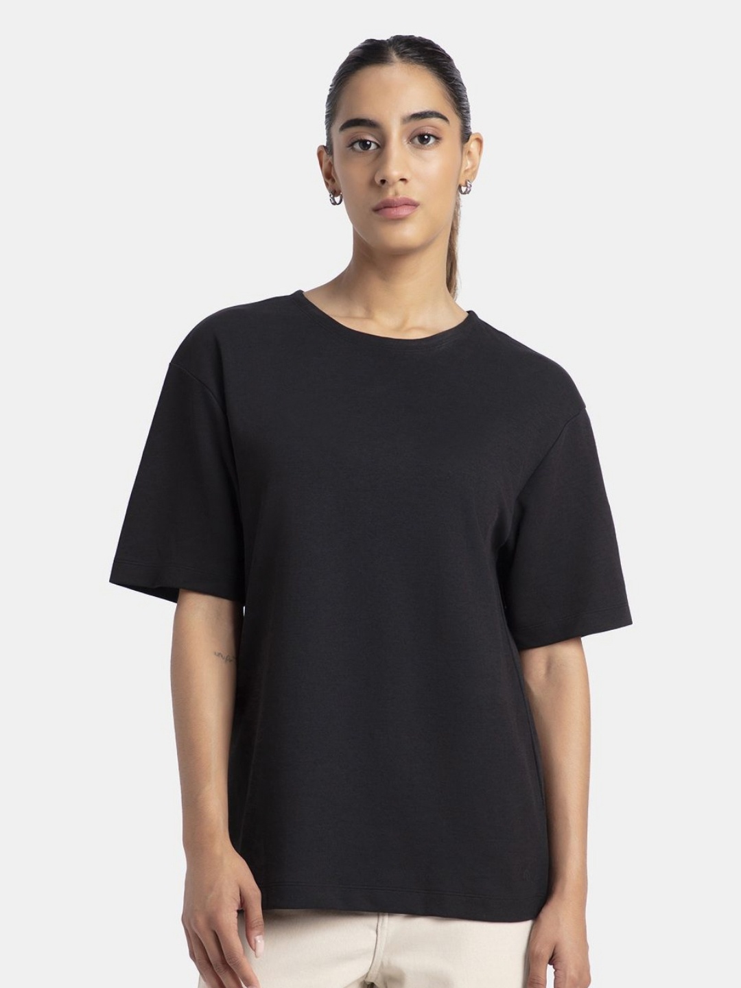 Jockey Polyester Cotton Relaxed Fit Solid T-shirt with Drop Shoulder Styling -A162, Black
Jockey Polyester Cotton Relaxed Fit Solid T-shirt with Drop Shoulder Styling -A162, Black