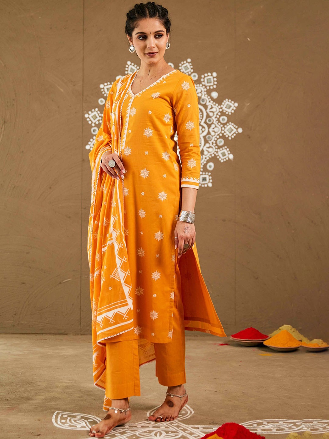 PINK CACTII Women Floral Printed Panelled Pure Cotton Kurta with Pyjamas & With Dupatta, Yellow
PINK CACTII Women Floral Printed Panelled Pure Cotton Kurta with Pyjamas & With Dupatta, Yellow