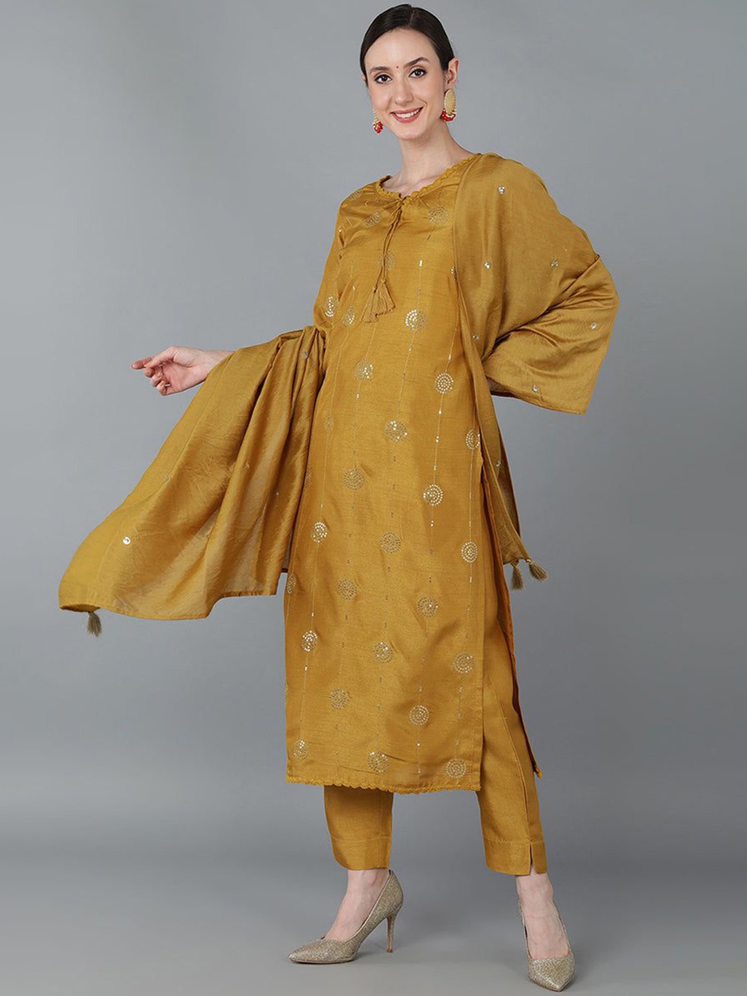 AHIKA Geometric Embroidered Regular Sequinned Straight Kurta with Trousers & Dupatta, Mustard
AHIKA Geometric Embroidered Regular Sequinned Straight Kurta with Trousers & Dupatta, Mustard