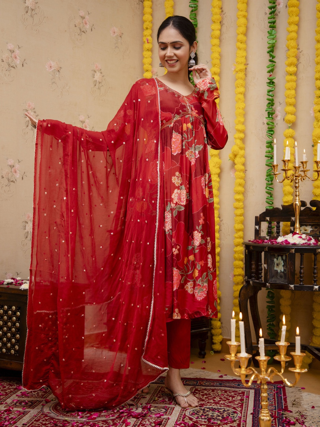 VASVI Floral Embroidered Regular Silk Crepe A-Line Kurta with Trousers & Dupatta, Red
VASVI Floral Embroidered Regular Silk Crepe A-Line Kurta with Trousers & Dupatta, Red
