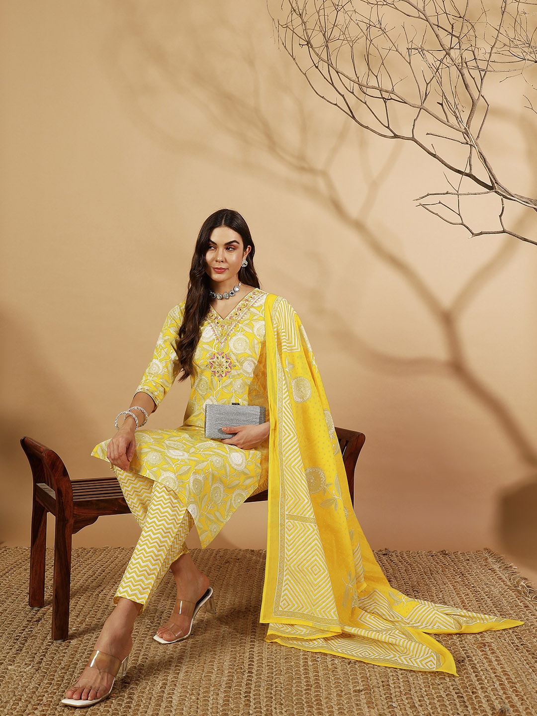 IkDaiya Floral Printed Mirror Work Pure Cotton Straight Kurta With Trousers & Dupatta, Yellow
IkDaiya Floral Printed Mirror Work Pure Cotton Straight Kurta With Trousers & Dupatta, Yellow