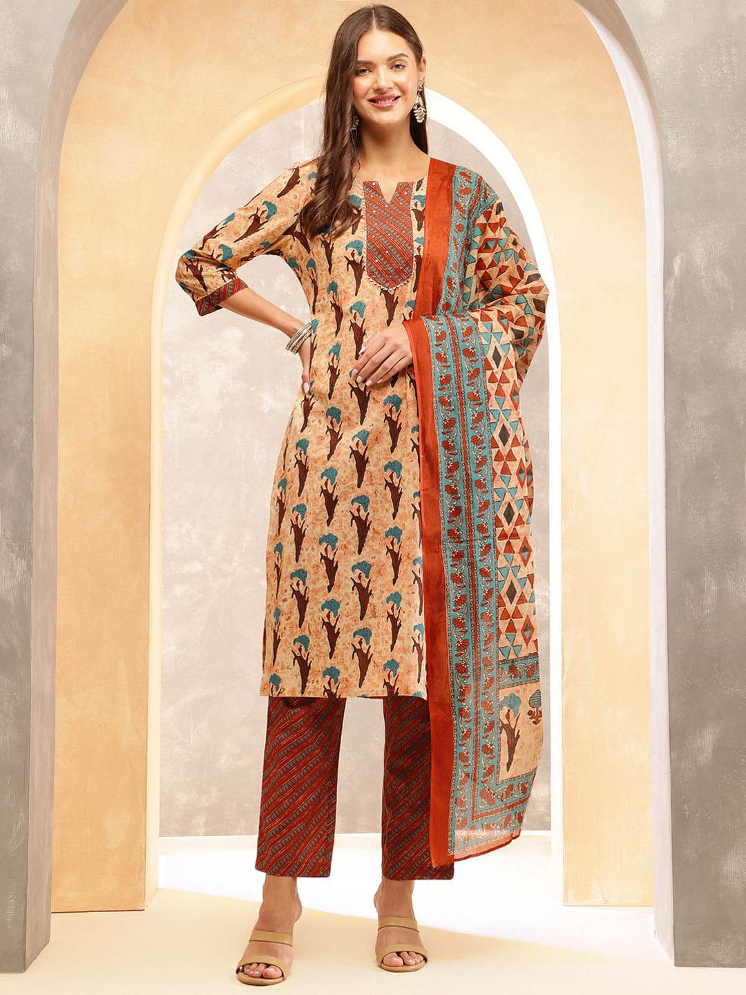 Anouk Women Ethnic Motifs Printed Regular Pure Cotton Kurta with Trousers & With Dupatta, Beige
Anouk Women Ethnic Motifs Printed Regular Pure Cotton Kurta with Trousers & With Dupatta, Beige