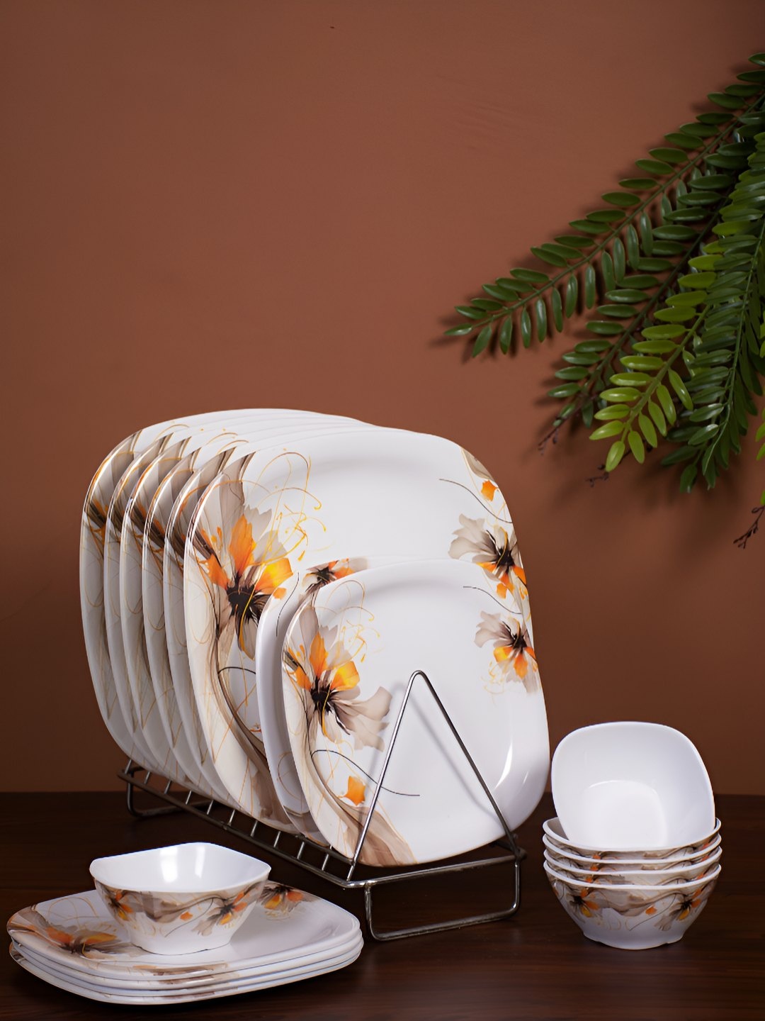 Golden Fish White & Brown 18 Pieces Floral Printed Melamine Printed Dinner Plates & Bowls
Golden Fish White & Brown 18 Pieces Floral Printed Melamine Printed Dinner Plates & Bowls