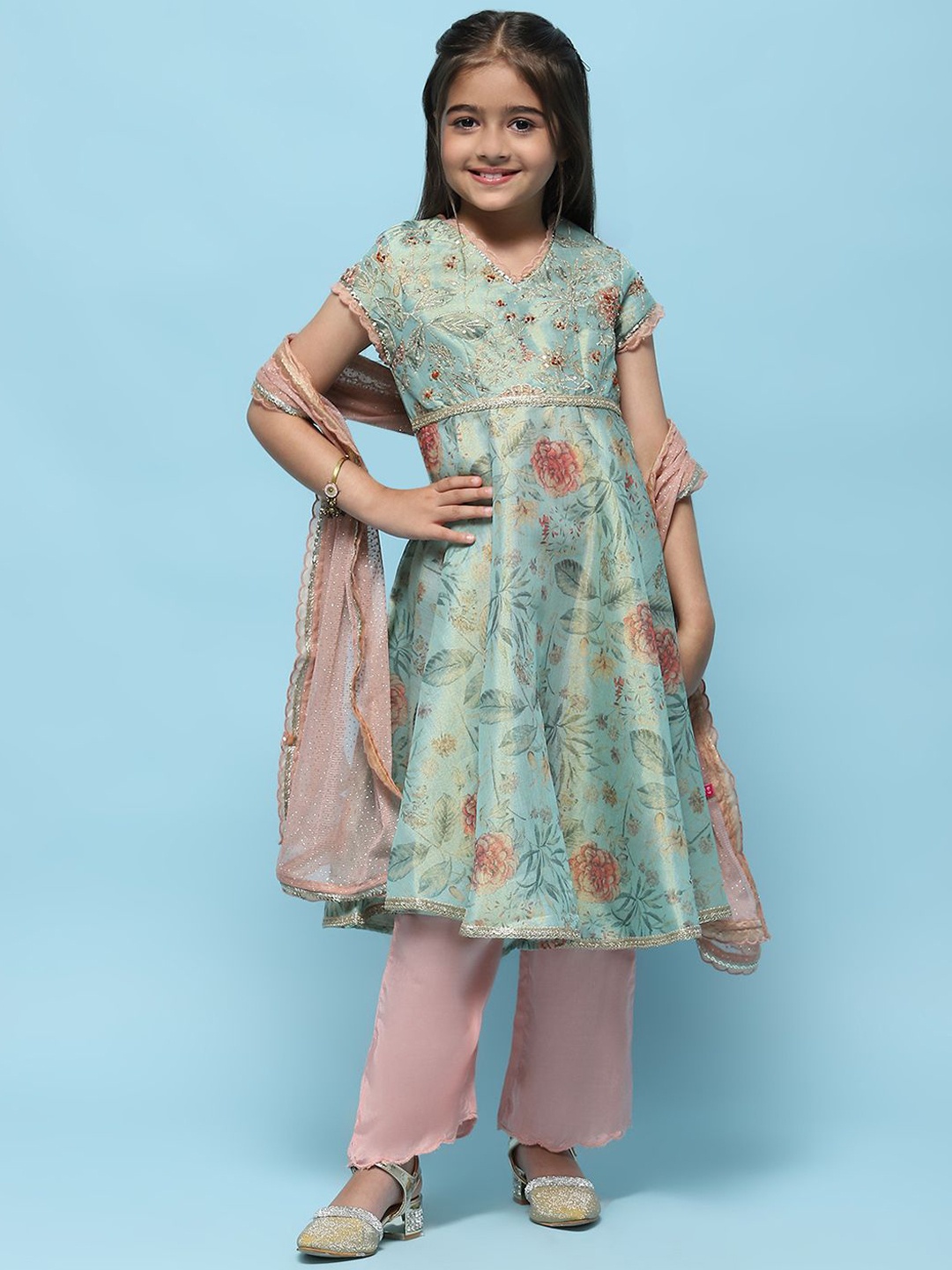 Biba Girls Floral Printed Sequinned Regular Anarkali Kurta with Palazzos & Dupatta, Green
Biba Girls Floral Printed Sequinned Regular Anarkali Kurta with Palazzos & Dupatta, Green