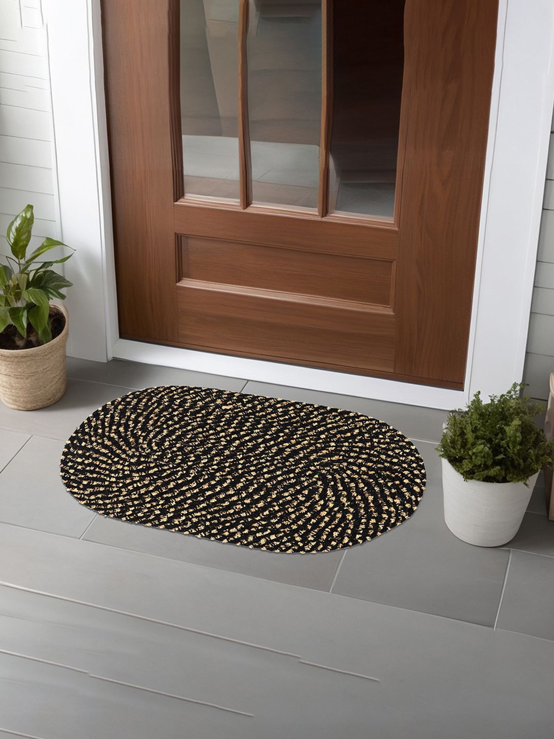 Kuber Industries Black & Gold-Toned 2 Pieces Textured Cotton Anti-Slip Doormats
Kuber Industries Black & Gold-Toned 2 Pieces Textured Cotton Anti-Slip Doormats