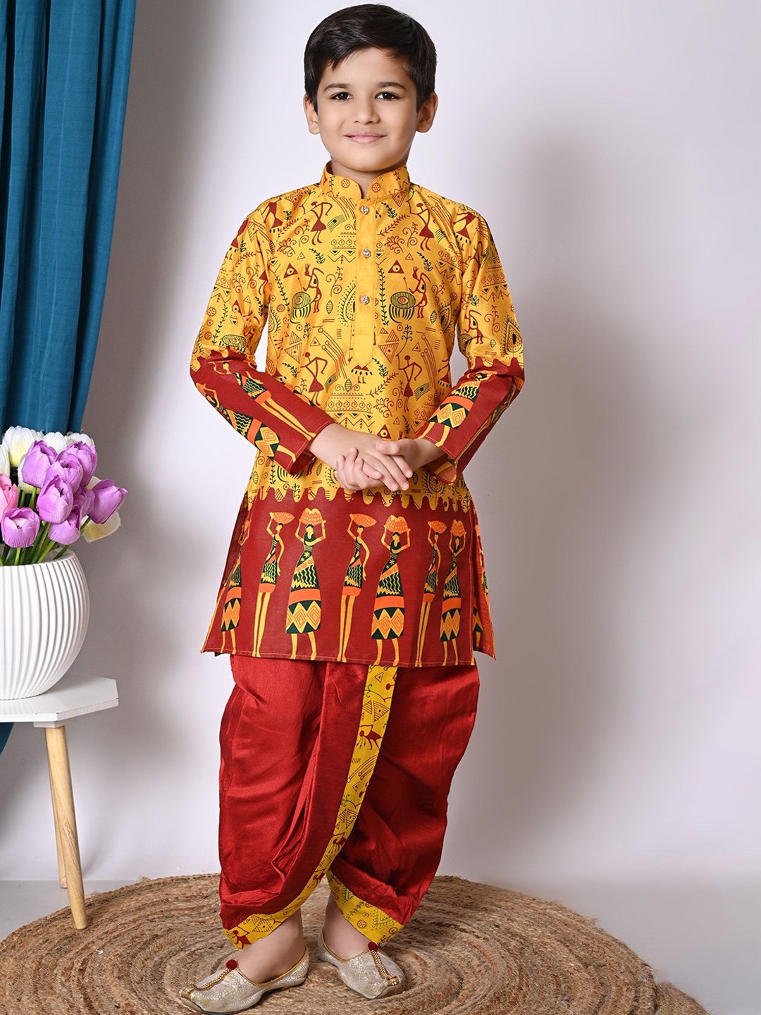 NFC CREATION Boys Ethnic Motifs Printed Regular Dupion Silk Kurta with Dhoti Pants, Yellow
NFC CREATION Boys Ethnic Motifs Printed Regular Dupion Silk Kurta with Dhoti Pants, Yellow