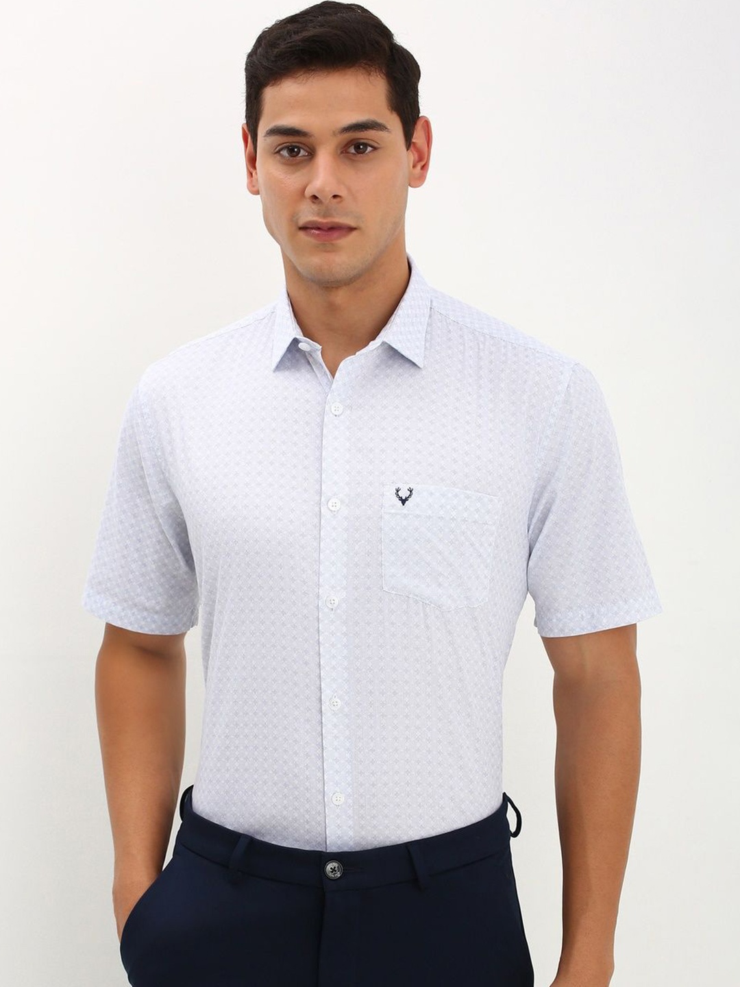 Allen Solly Men Spread Collar Micro Ditsy Printed Cotton Slim Fit Formal Shirt, White
Allen Solly Men Spread Collar Micro Ditsy Printed Cotton Slim Fit Formal Shirt, White