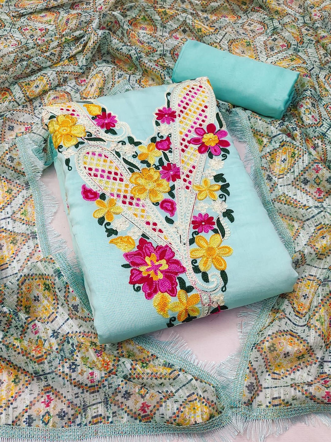 LeeliPeeri Designer Floral Chain Stich Embroidered Cotton Silk Unstitched Dress Material, Blue
LeeliPeeri Designer Floral Chain Stich Embroidered Cotton Silk Unstitched Dress Material, Blue