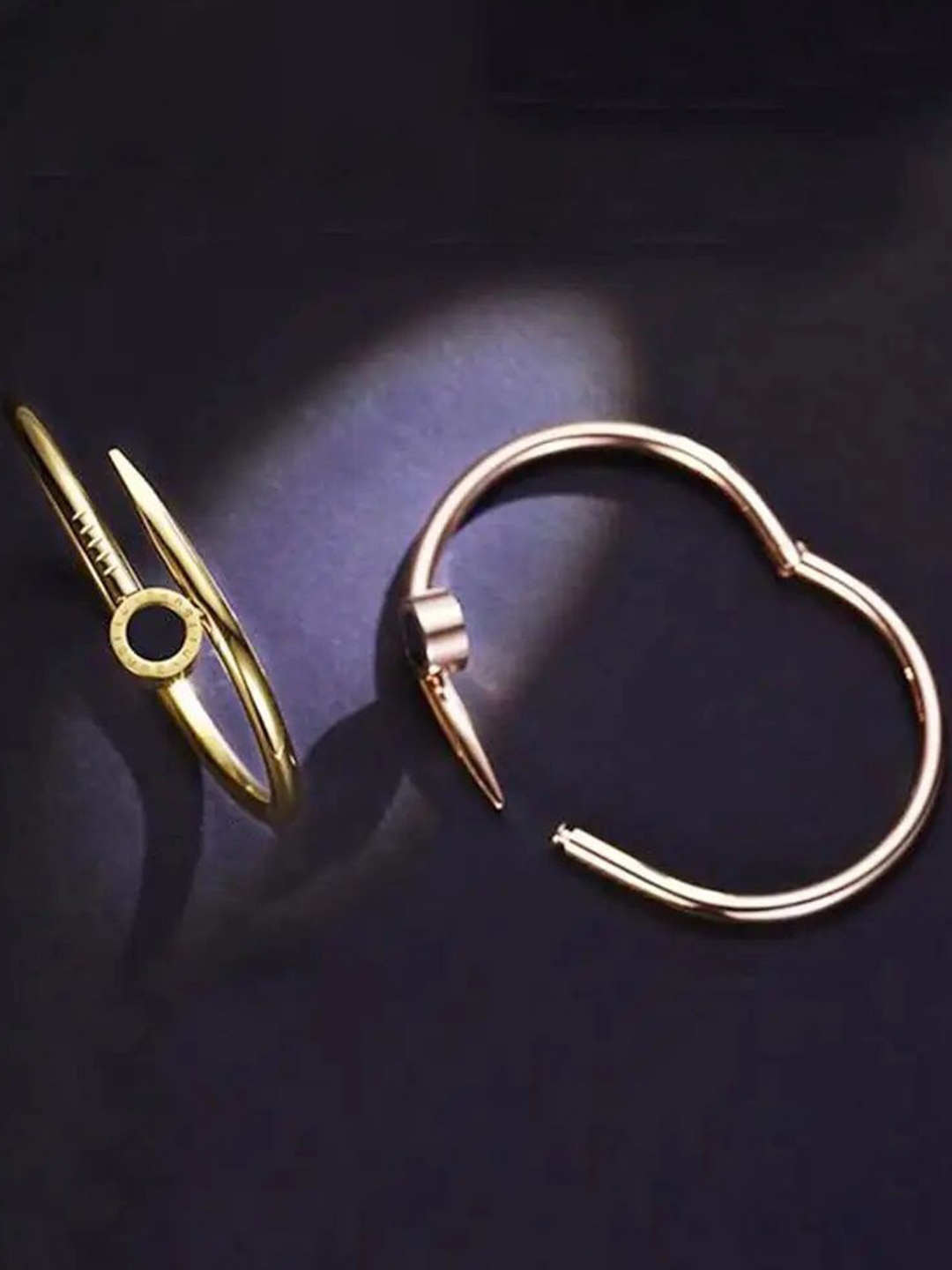 MEENAZ Set Of 2 Gold-Plated Stainless Steel Anti Tarnish Stone Studded Kada Bracelets
MEENAZ Set Of 2 Gold-Plated Stainless Steel Anti Tarnish Stone Studded Kada Bracelets