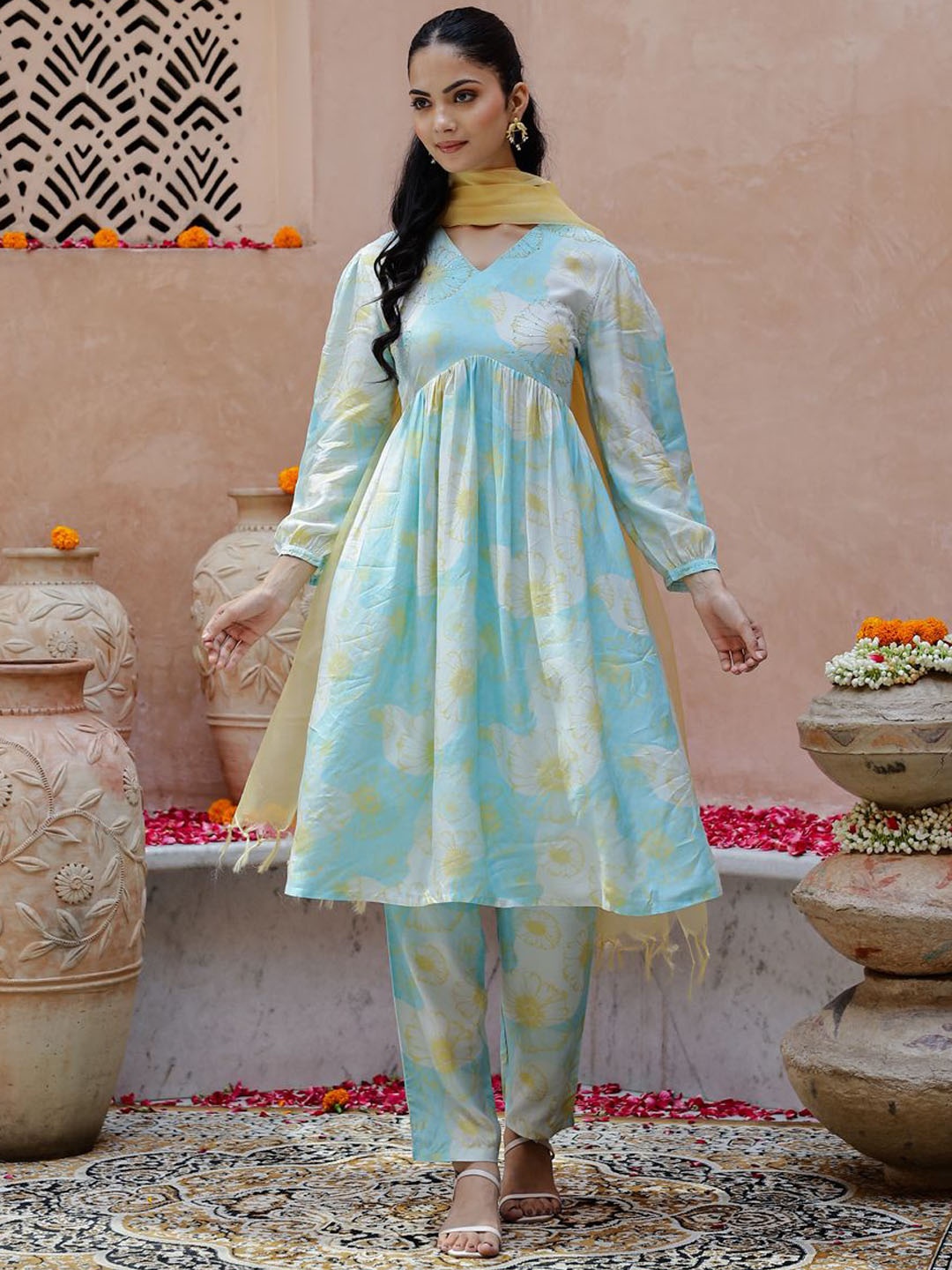 RangDeep Floral Printed Thread Work Anarkali Kurta with Trousers & Dupatta, Blue
RangDeep Floral Printed Thread Work Anarkali Kurta with Trousers & Dupatta, Blue