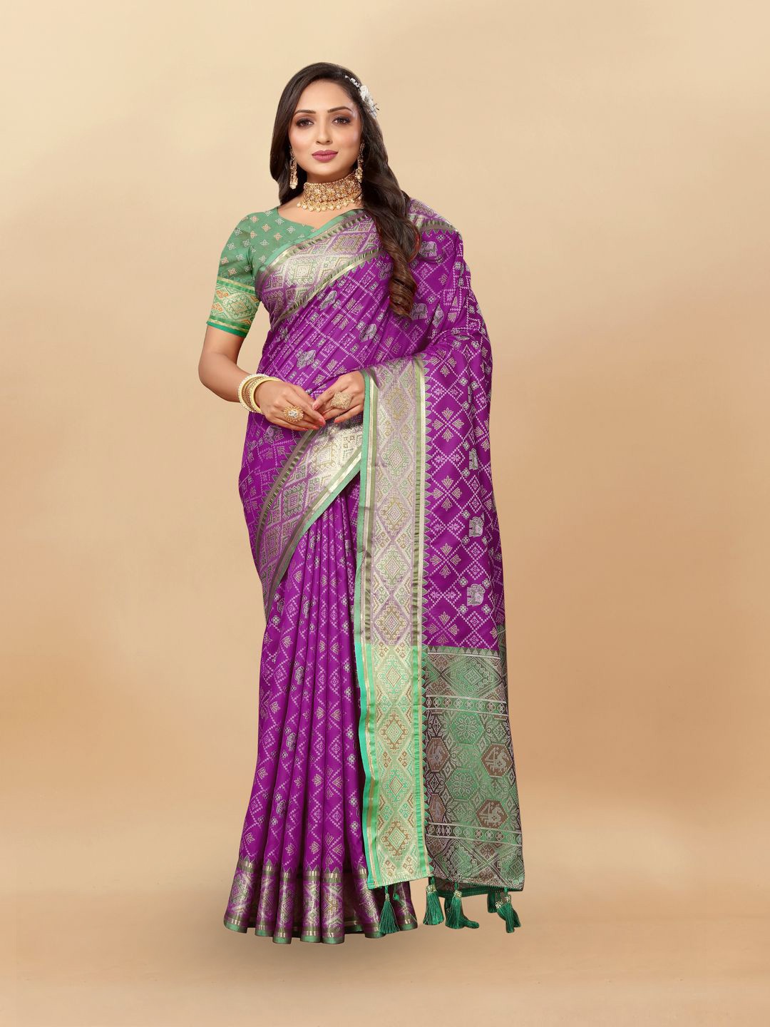 MOKSHA DESIGNS Ethnic Motifs Woven Design Zari Pure Silk Paithani Saree, Purple
MOKSHA DESIGNS Ethnic Motifs Woven Design Zari Pure Silk Paithani Saree, Purple